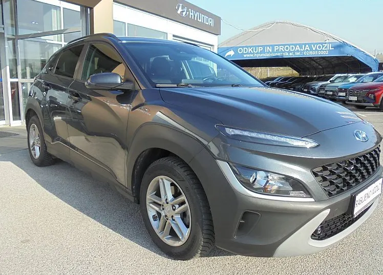 Zunanja slika - Hyundai Kona - 1.0 T-GDI 120 STYLE DCT°WINTER°PRV° SLO ° - 3