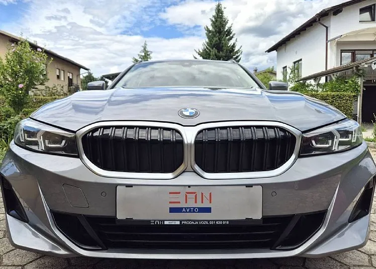 Zunanja slika - BMW Serija 3 - Touring: 318d SPORT WIDE SCREEN KAMERA 1.LETNO JAMSTVO.. - 3