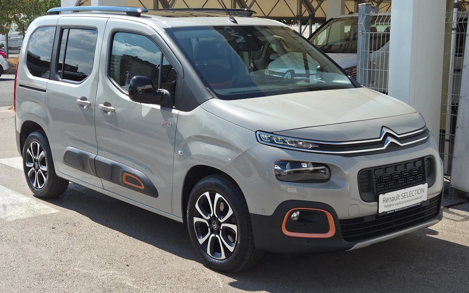 Zunanja slika - Citroën Berlingo - 1.5 BlueHDi 130 XTR 1.LASTNIK SLO. POREKLO - 3