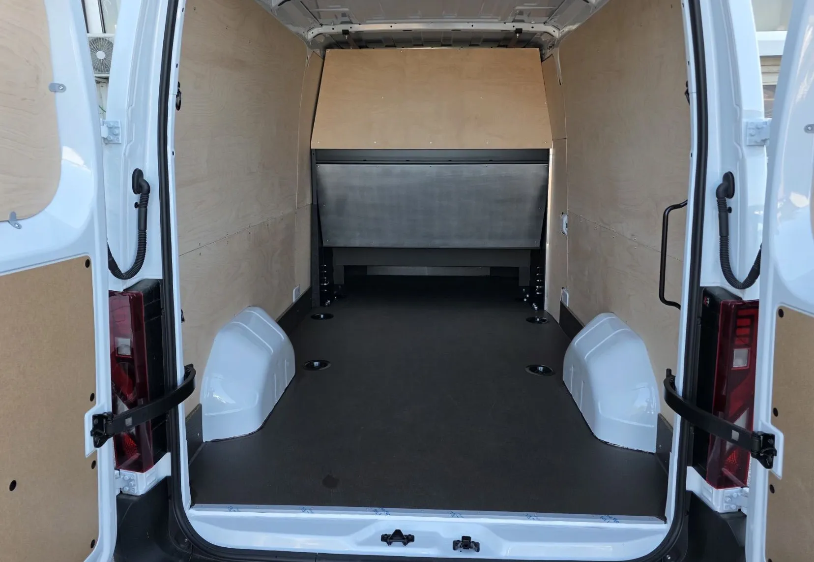 Zunanja slika - Renault Master - L3H2P3 dci 170 - 13