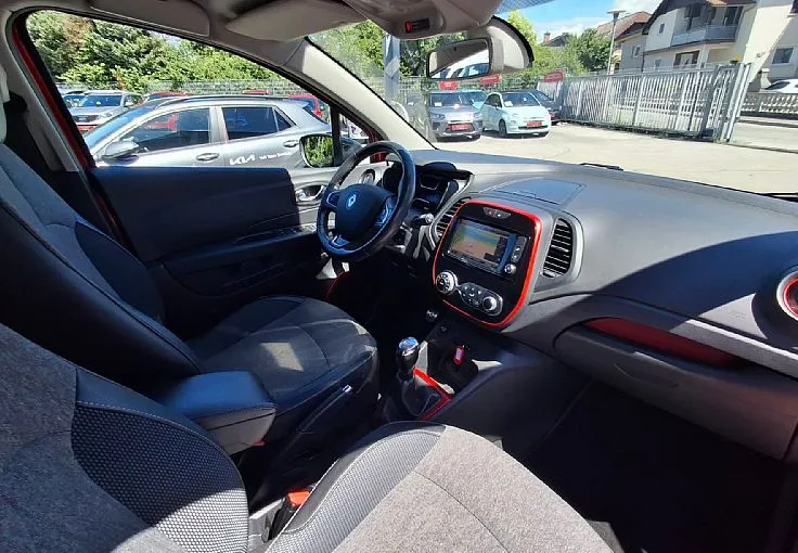 Zunanja slika - Renault Captur - TCe 120 Energy Outdoor 1. LASTNIK SLO. POREKLO - 11