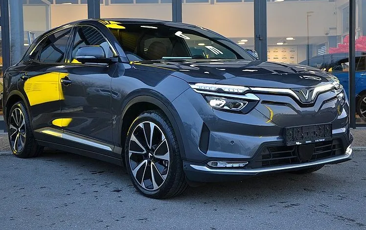 Zunanja slika - Vinfast VF8 - VIN FAST V8 PLUS-VABLJENI TESTNE VOŽNJE - 3
