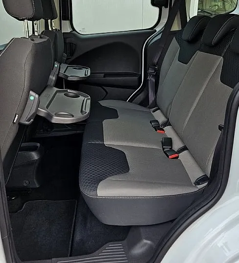 Zunanja slika - Ford Tourneo - Courier 1.5 TDCI +Klima+ Tempomat +6 prestav - 11