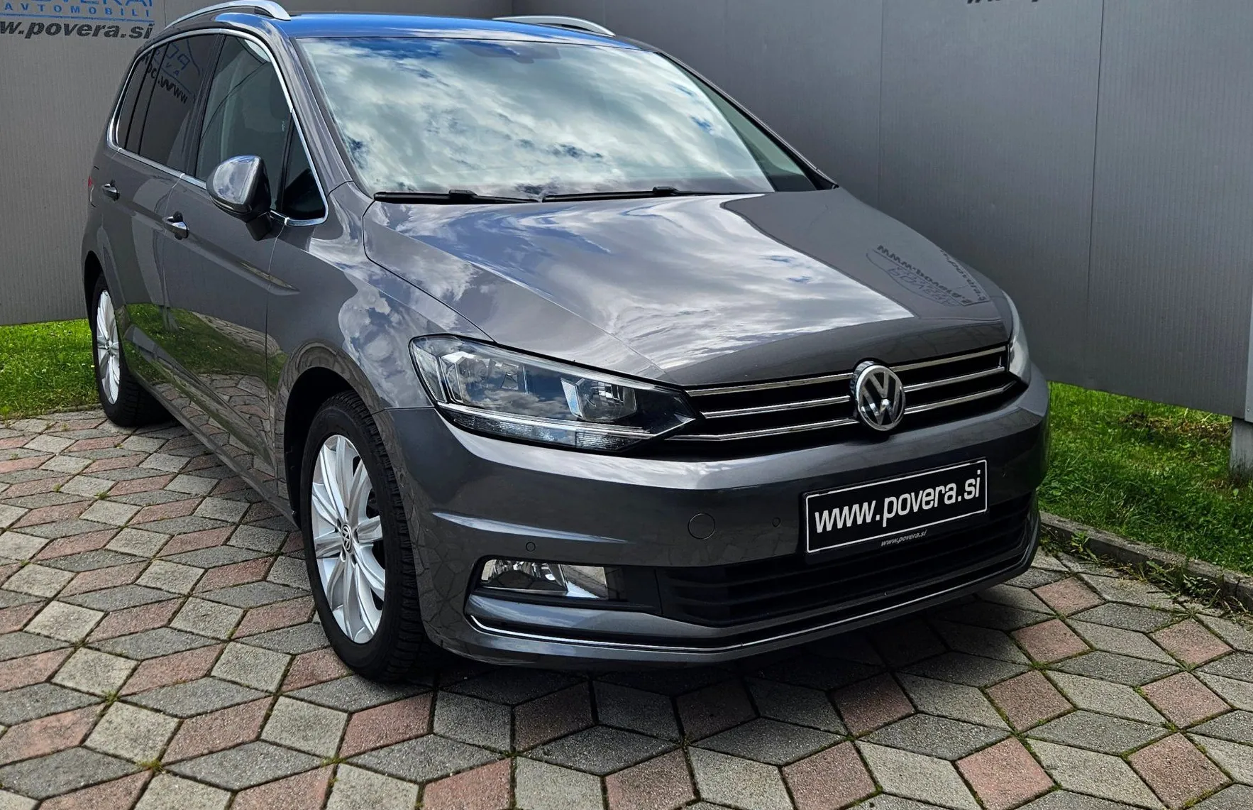 Zunanja slika - VW Touran - 2.0 TDI BMT Highline+ACC+17 COL - 1