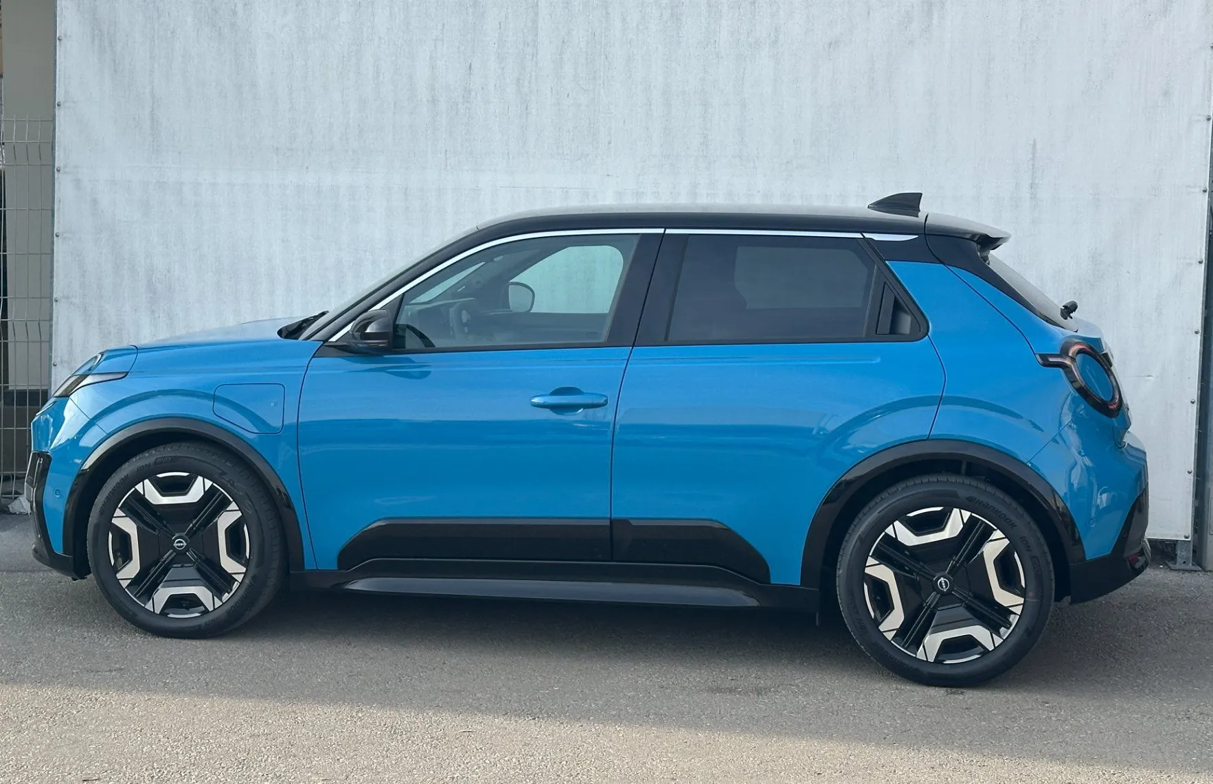 Zunanja slika - Nissan Micra - Evolve EV52kWh - 6