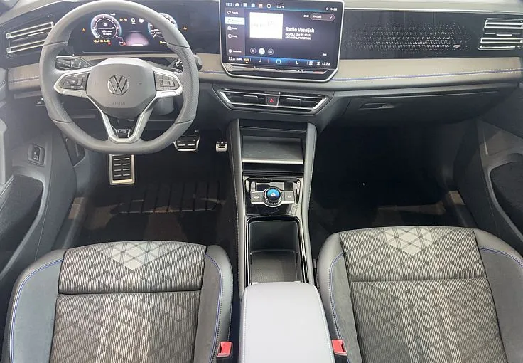 Zunanja slika - Volkswagen Tiguan - R-Line 4JOY 2.0 TDI DSG - BLACK STYLE - 6