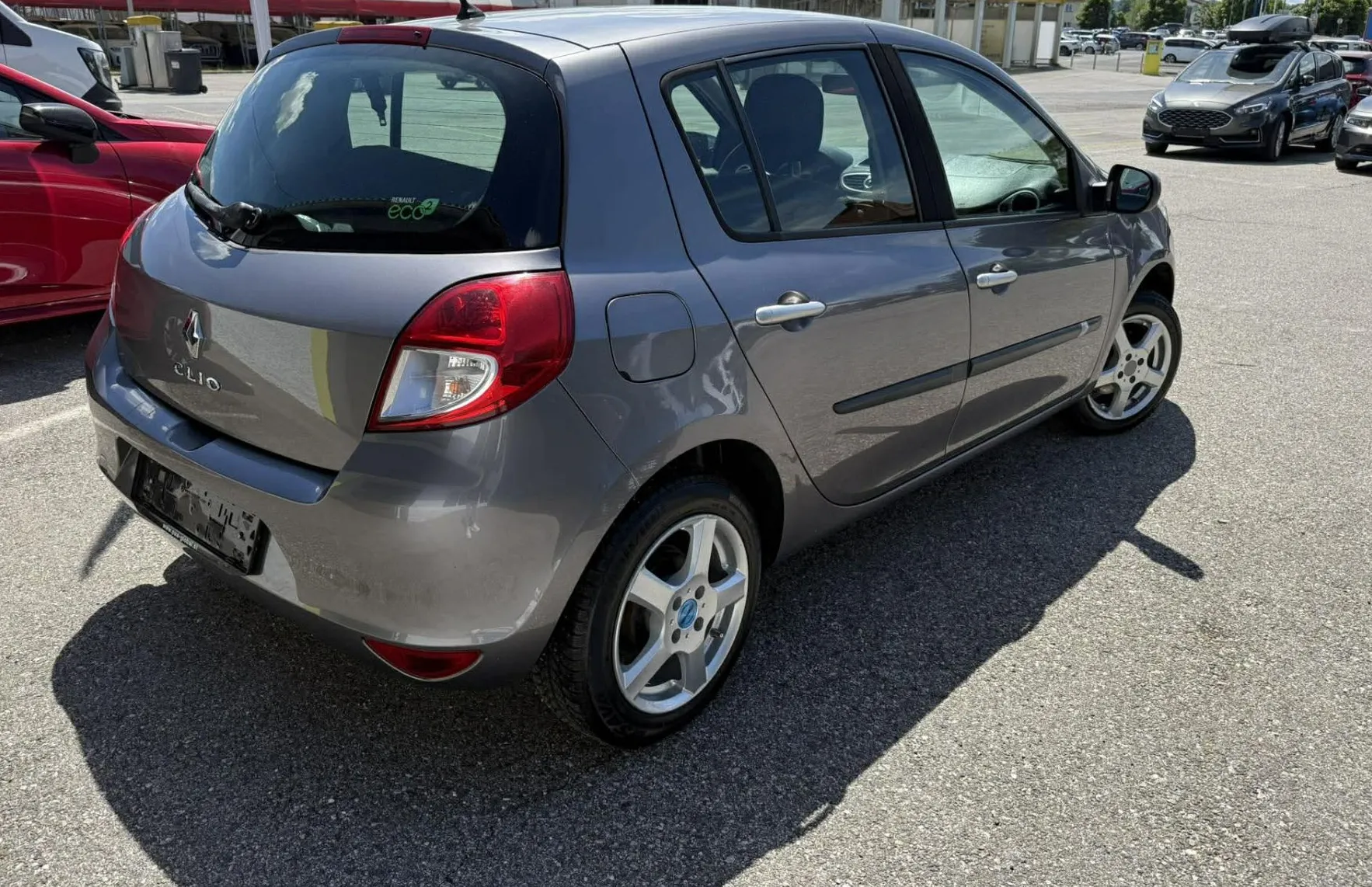 Zunanja slika - Renault Clio - 1.2 16V Expression.Slo.Klima. - 25