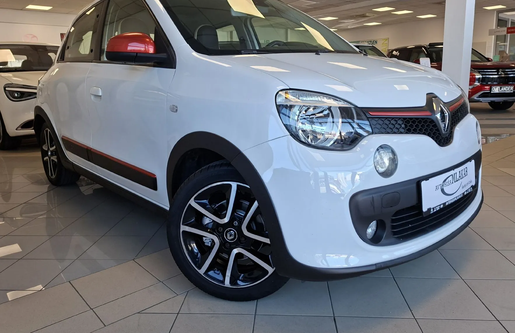 Zunanja slika - Renault Twingo - Expression Energy  GT-LED-NAVI-KAMERA-ODLIČEN- - 1
