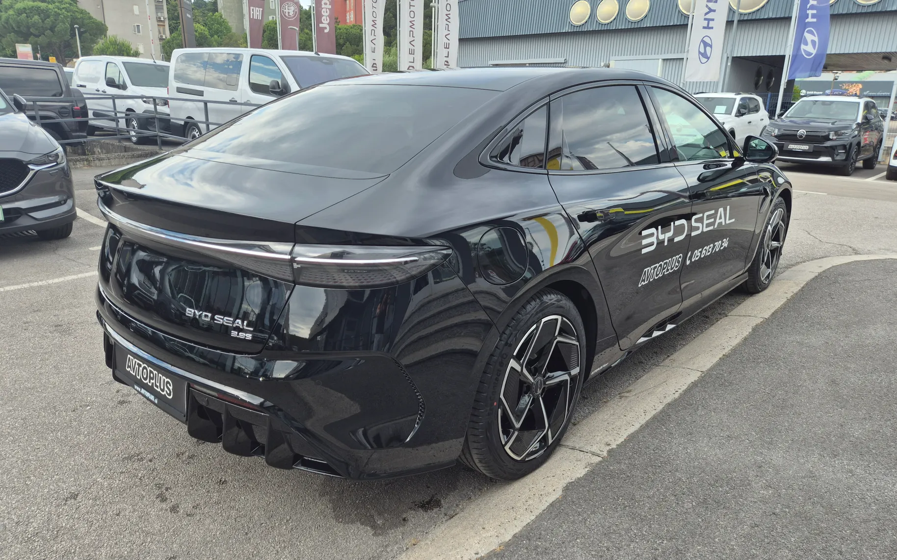Zunanja slika - BYD SEAL - EXCELLENCE AWD 82.5 kWh 390kW - doseg 520km 3.8s - 3