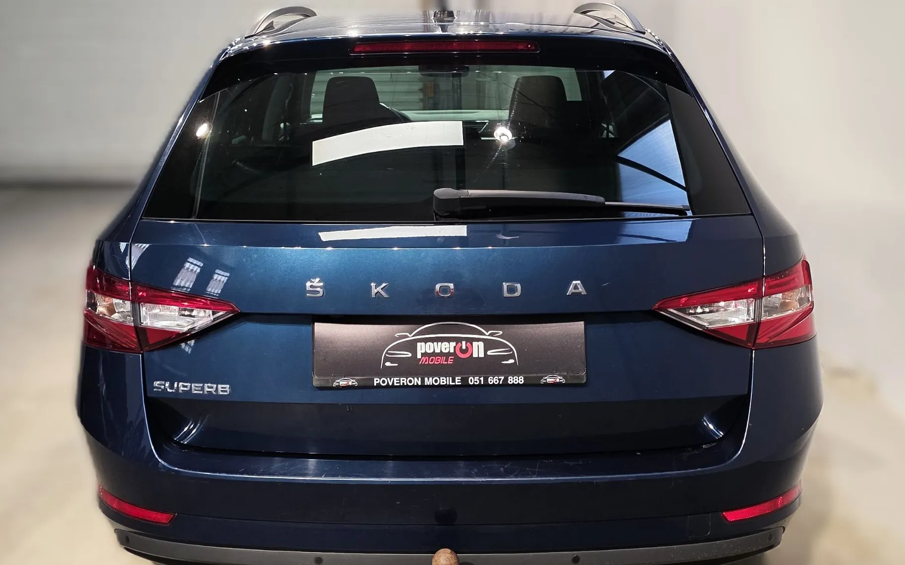 Zunanja slika - Škoda Superb - Combi 2,0 TDI Ambition DSG ACC NAVI LED KAM KLJUKA - 4