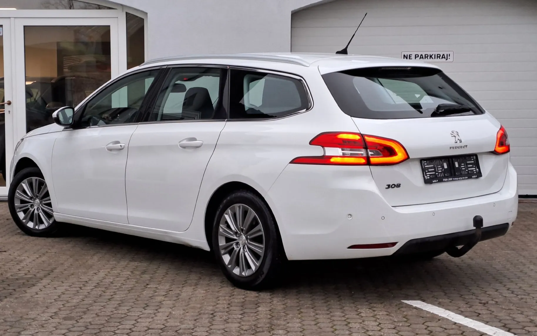 Zunanja slika - Peugeot 308 - 1.5 BlueHDi 130 STT ALLURE - 4