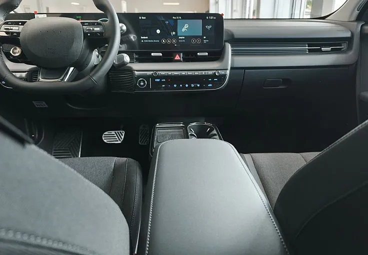 Zunanja slika - Hyundai Ioniq 5 - 168 KW 84 KWH PREMIUM-TOPL.Č.-EL.KLJUKE-VIDEO - 5