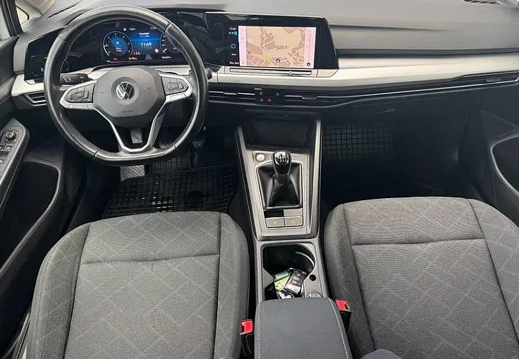 Zunanja slika - Volkswagen Golf - 2.0 TDI Life 85 Navi-Tempomat-Led-Slo-Prvi Lastnik - 9