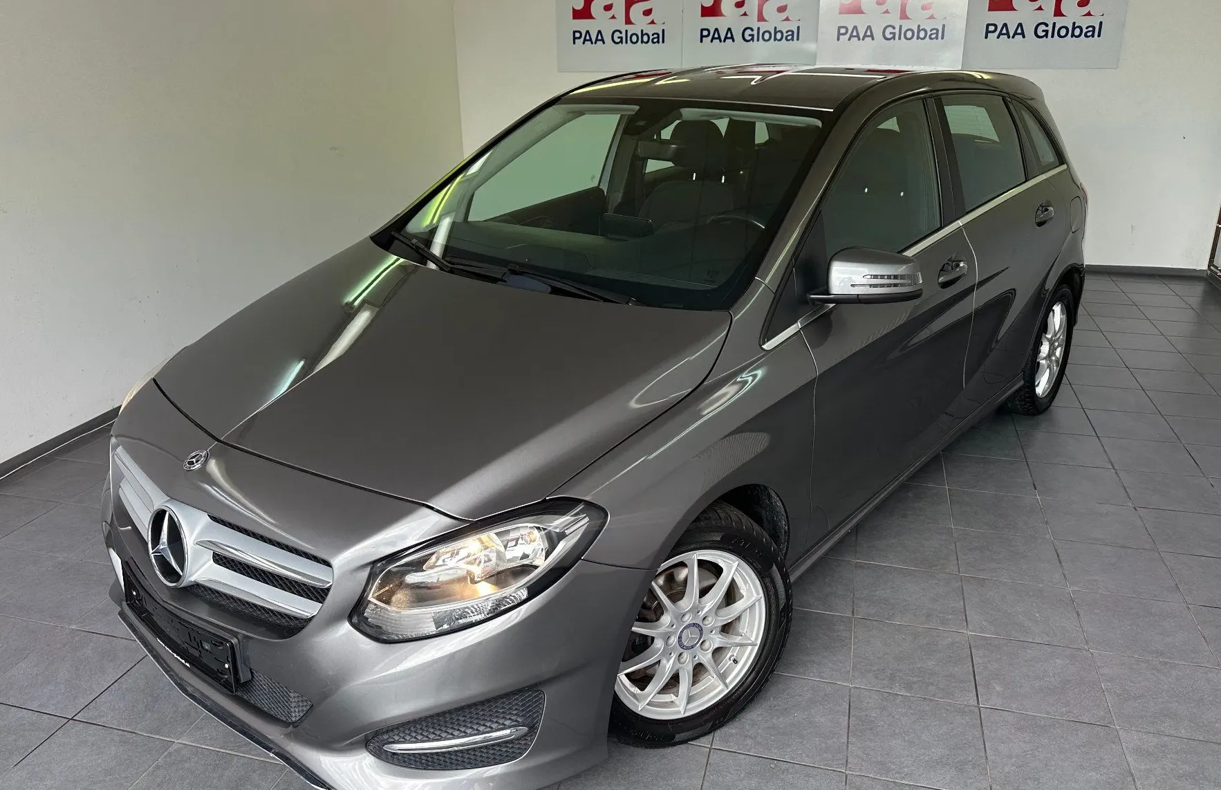 Zunanja slika - Mercedes-Benz B-Razred - B 200 BENCIN 1.6 SLOVENSKI.SAMO 104.000 KM - 1
