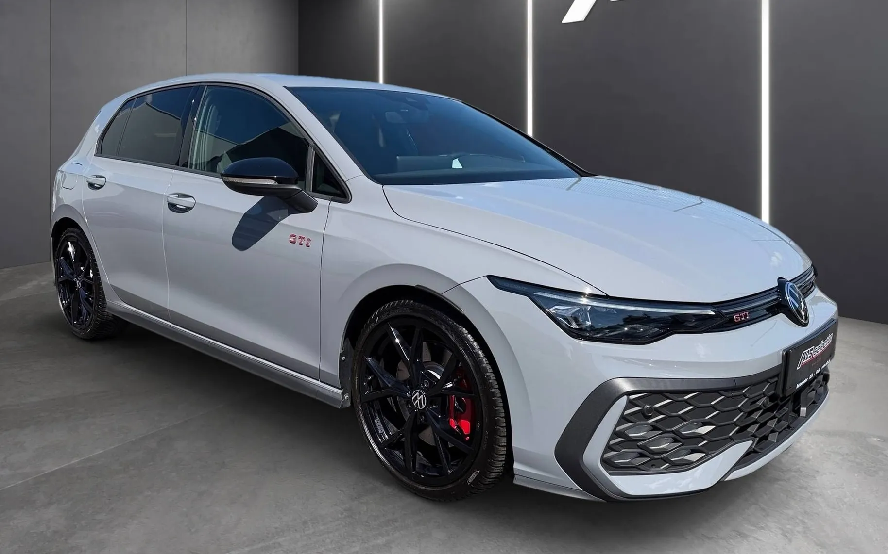 Zunanja slika - Volkswagen Golf - 2.0 TSI BMT GTI DSG-SLO-19 COL-ACC-Mrtvi kot-Kam.. - 2