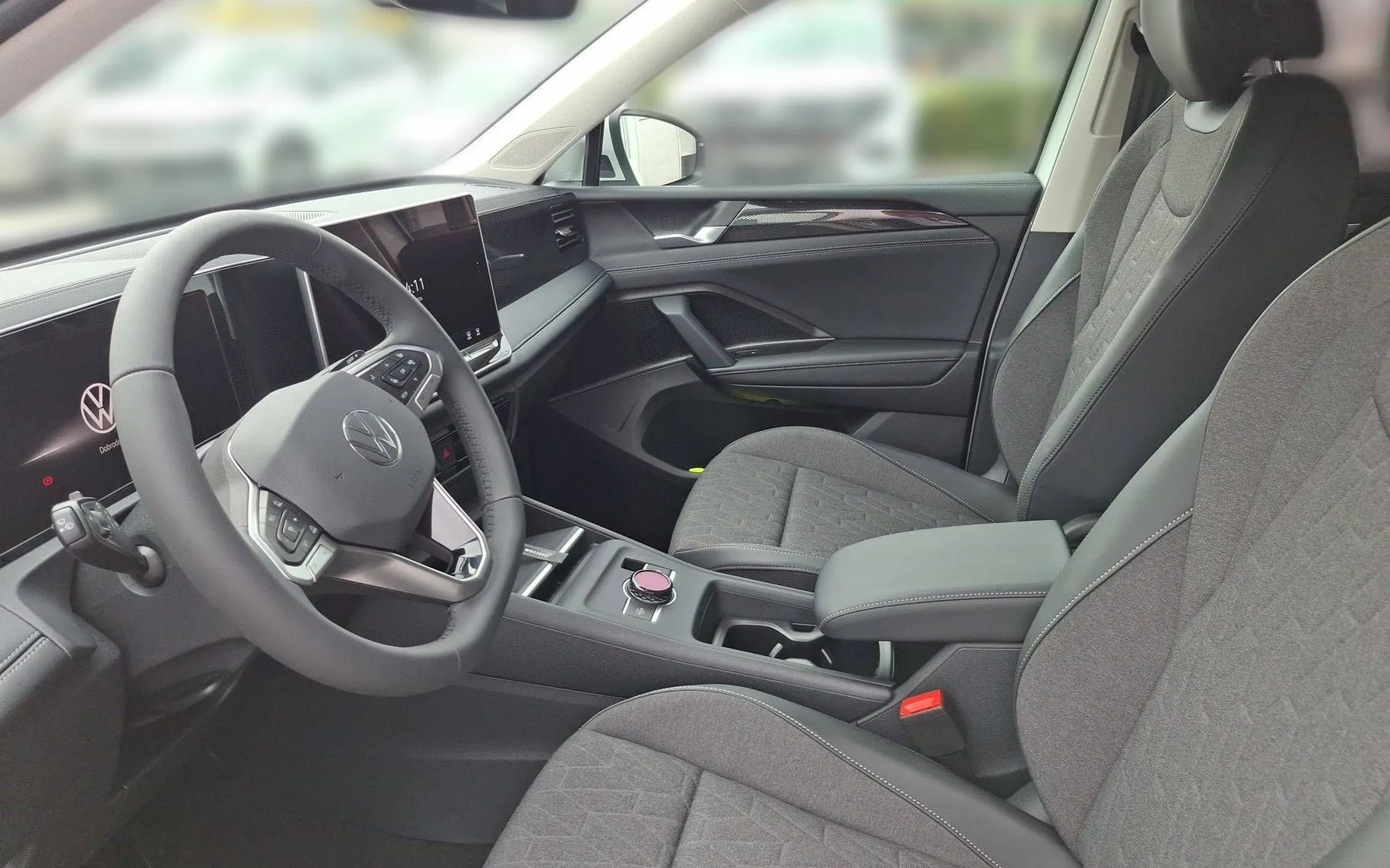 Notranja slika - Volkswagen Tiguan - 1.5 eTSI BMT 4All DSG - 7