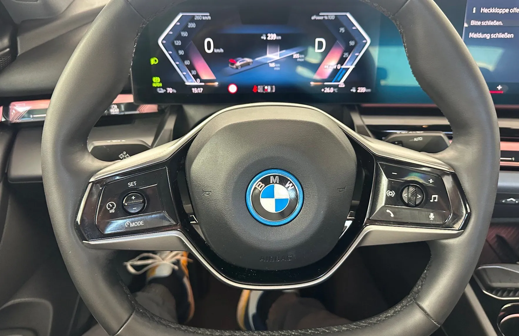 Zunanja slika - BMW i5 - eDrive40.LUKSENBURG.KAMERA.USNJE.LED-subvencija - 7