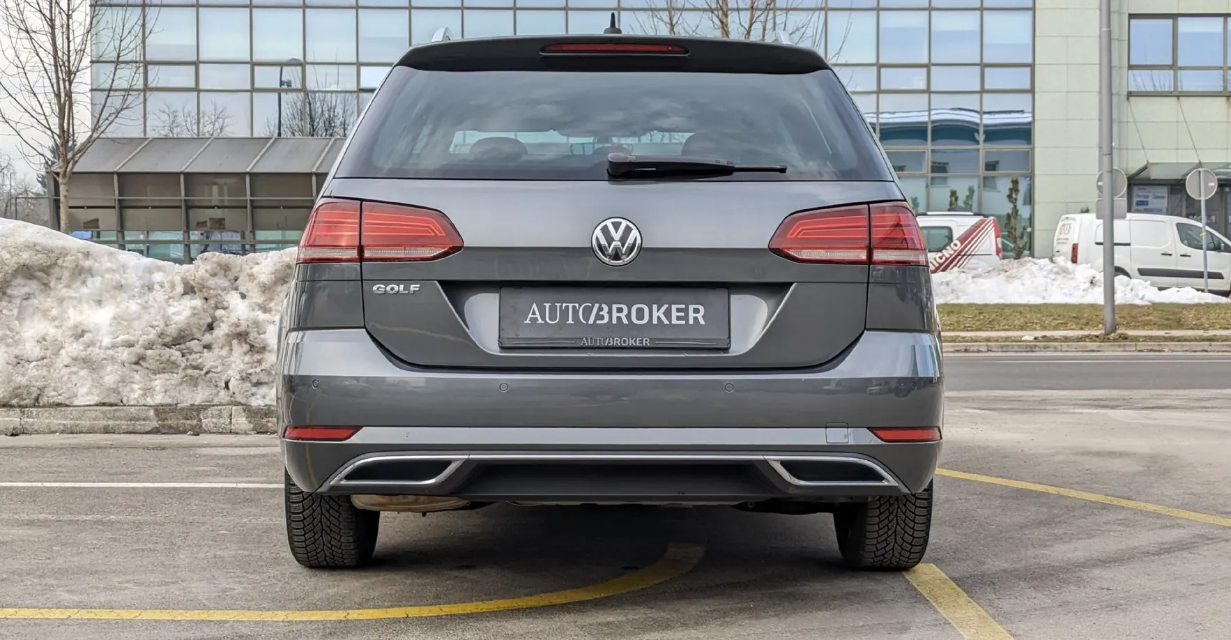 Zunanja slika - VW Golf - Variant 2.0 TDI Highline DSG. nove zimske pnevmatike - 6
