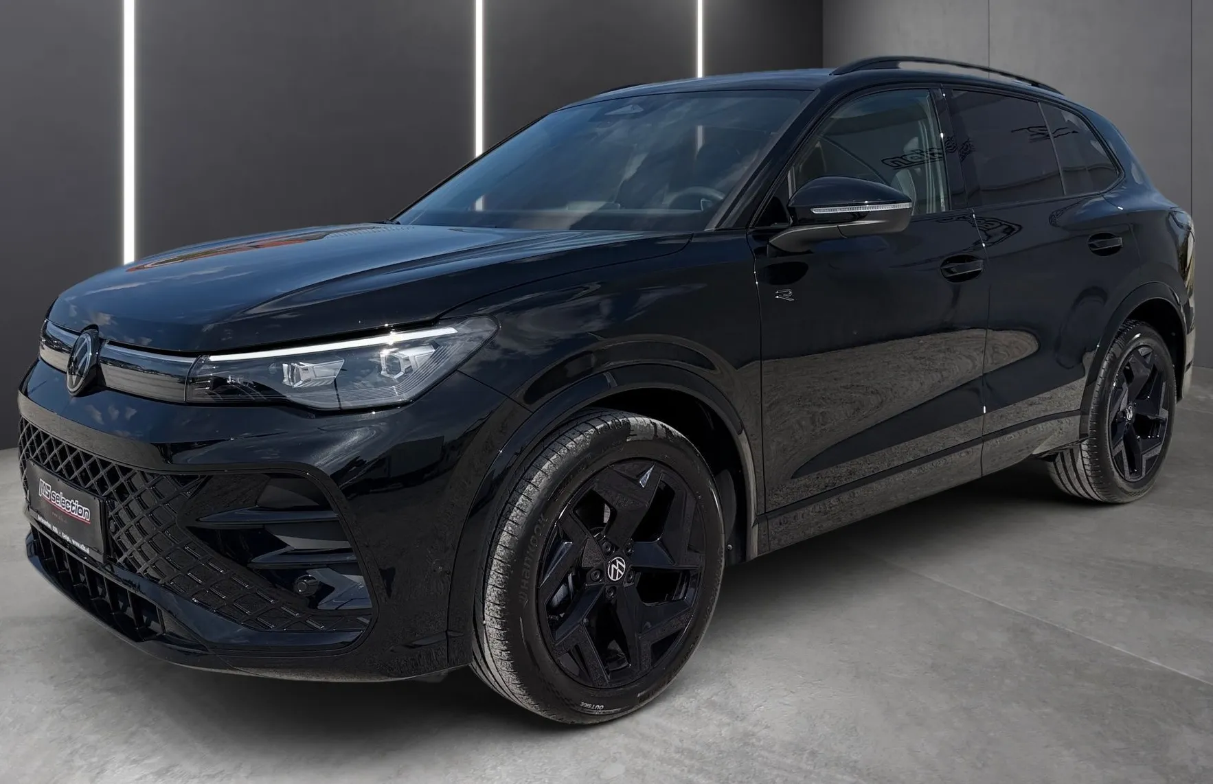 Zunanja slika - VW Tiguan - 1.5 eTSI DSG R-Line Black Style-Comfort Plus-SLO.. - 1