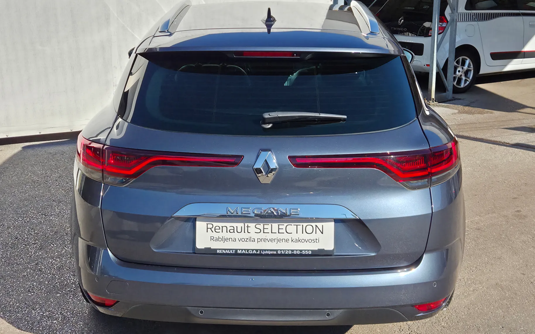 Zunanja slika - Renault Megane Limousine - Techno 1.3 16V TCe 140 KAMERA-KEYLESS-LED - 5
