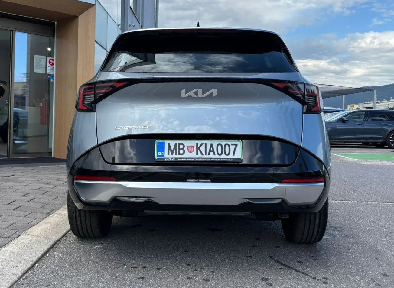 Zunanja slika - KIA Sportage - 1.6 T-GDi 110kW LX Fresh.6 M T - 5