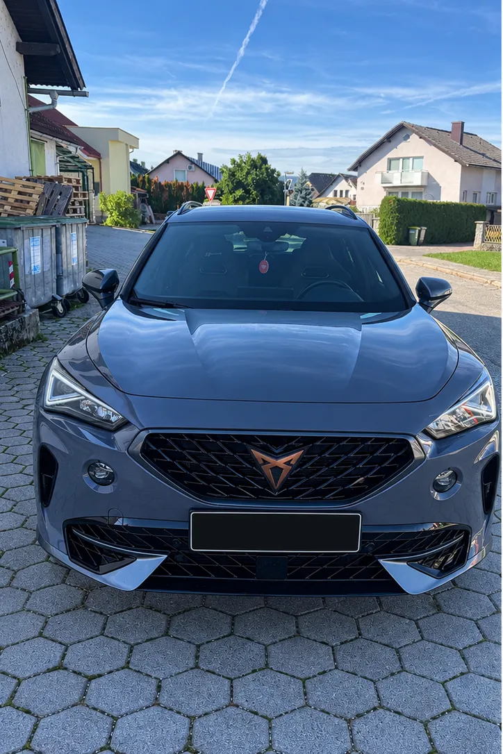 Zunanja slika - Cupra Formentor - VZ 4Drive 2,0 TSI DSG - 2
