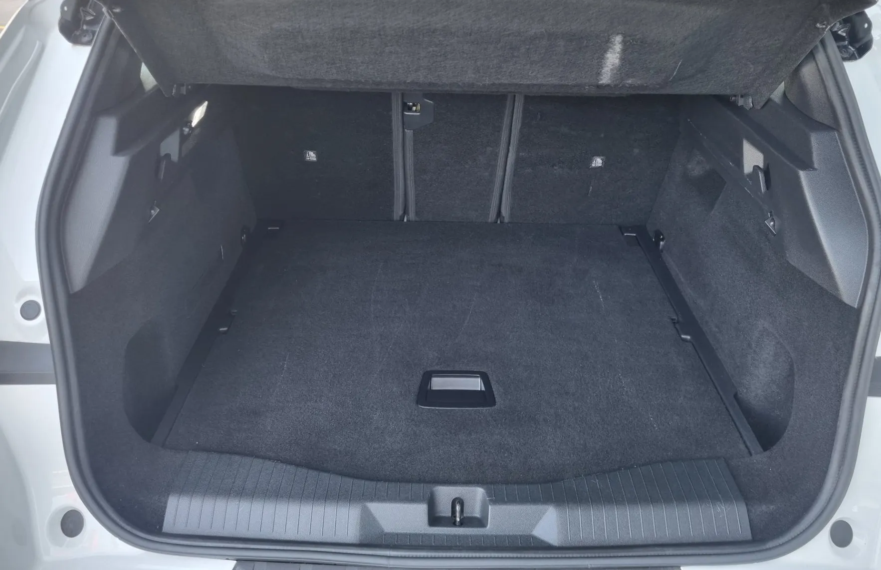 Zunanja slika - Opel Grandland - 1.2 MHEV Avtomatik - SAMO 28.780km - TOP OPREMA - 13