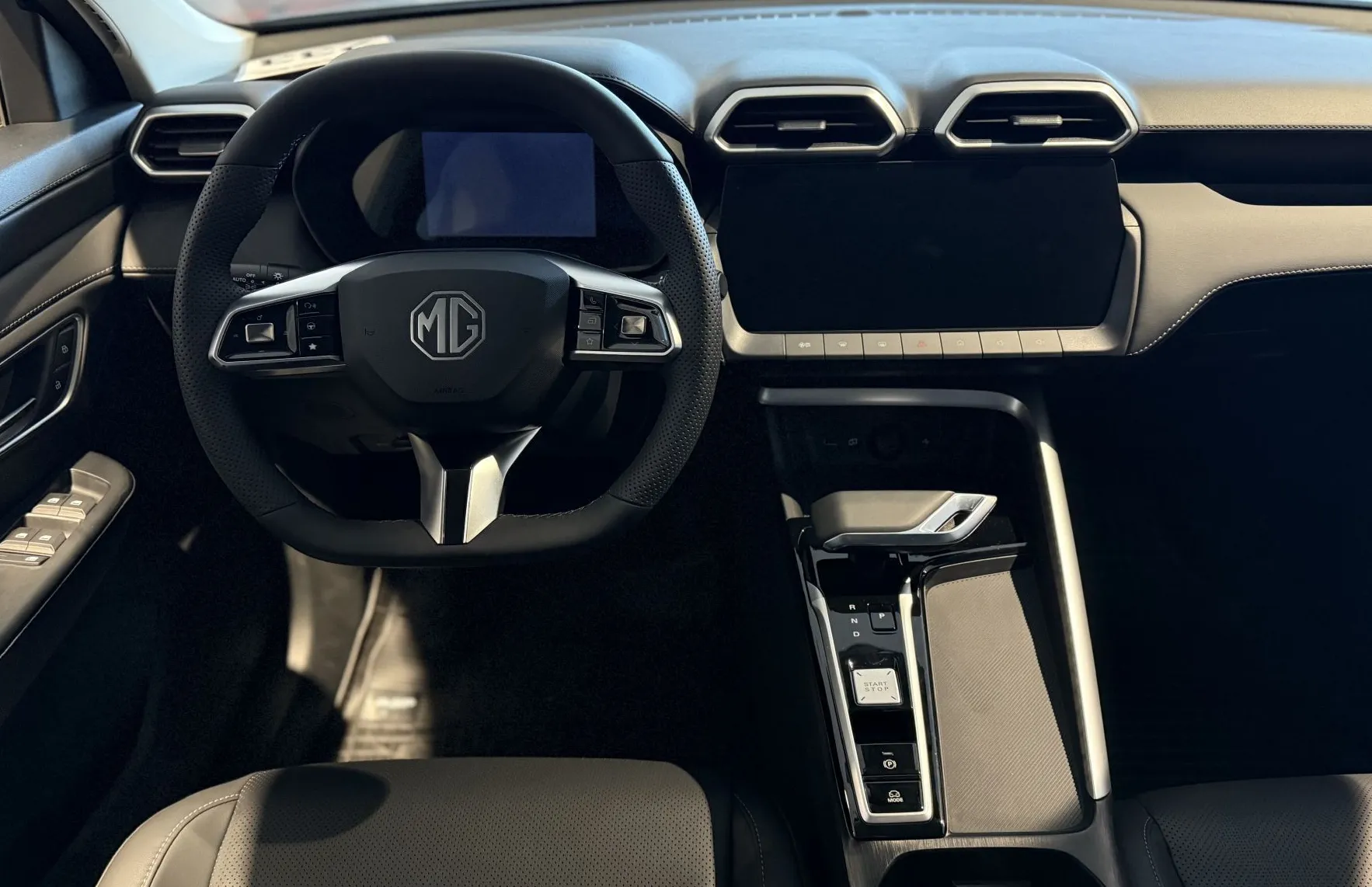 Zunanja slika - MG MG ZS - ZS 1.5 Hybrid+ Luxury - 8