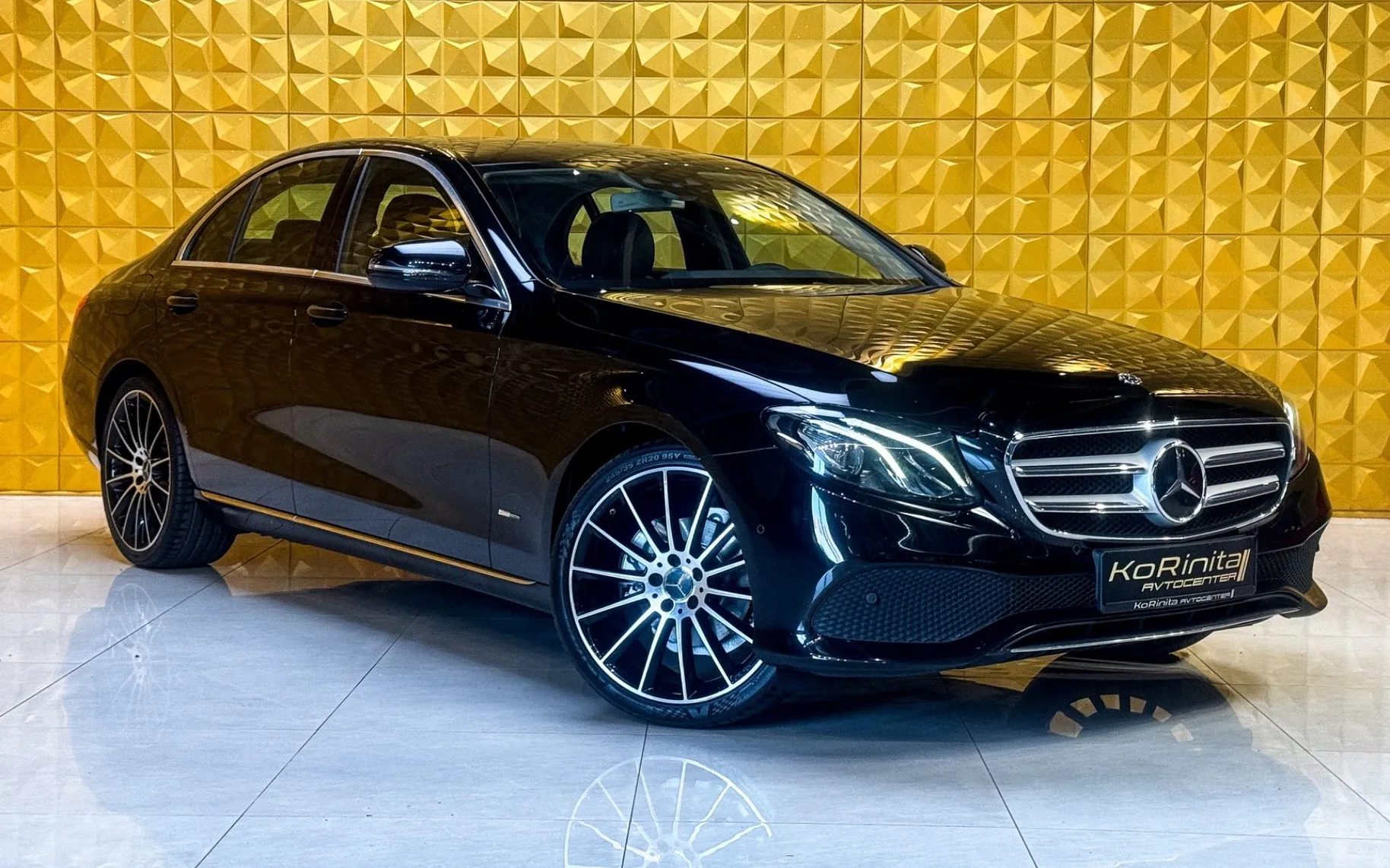 Zunanja slika - Mercedes-Benz E-Razred - E 220 d AUT.-VIRTUAL-KAMERA-AMBI-HARMAN-GRETJE - 3