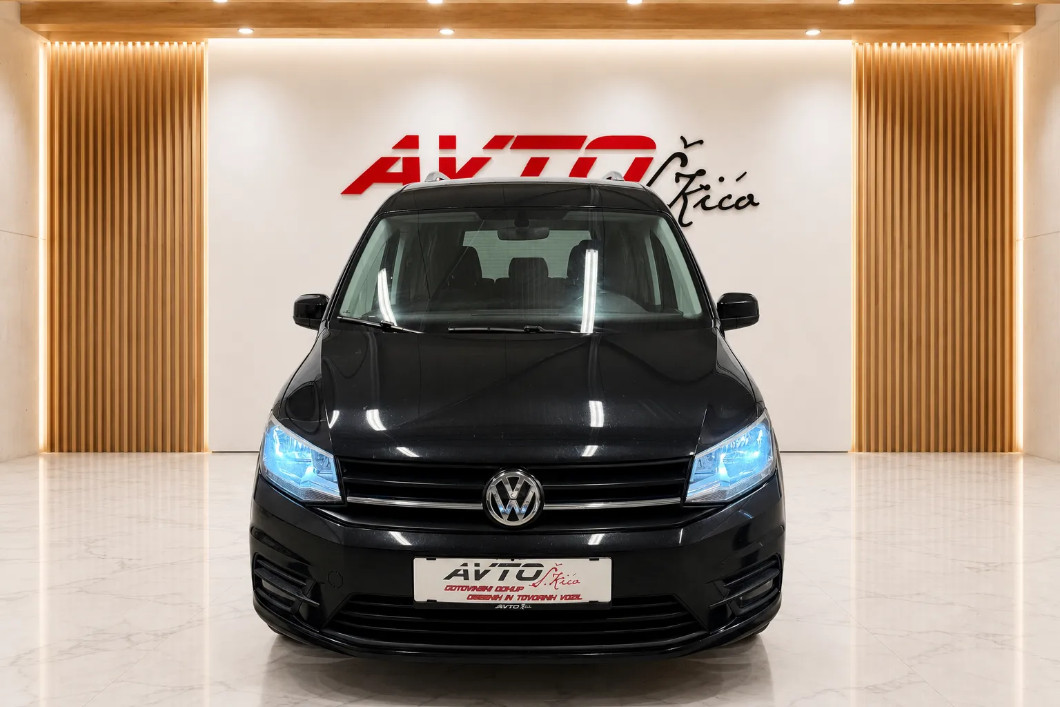 Notranja slika - Volkswagen Caddy - 2.0 TDI-2X DRSNA VRATA-NAuIGACIJA-LED-TEMPOMAT-P - 8