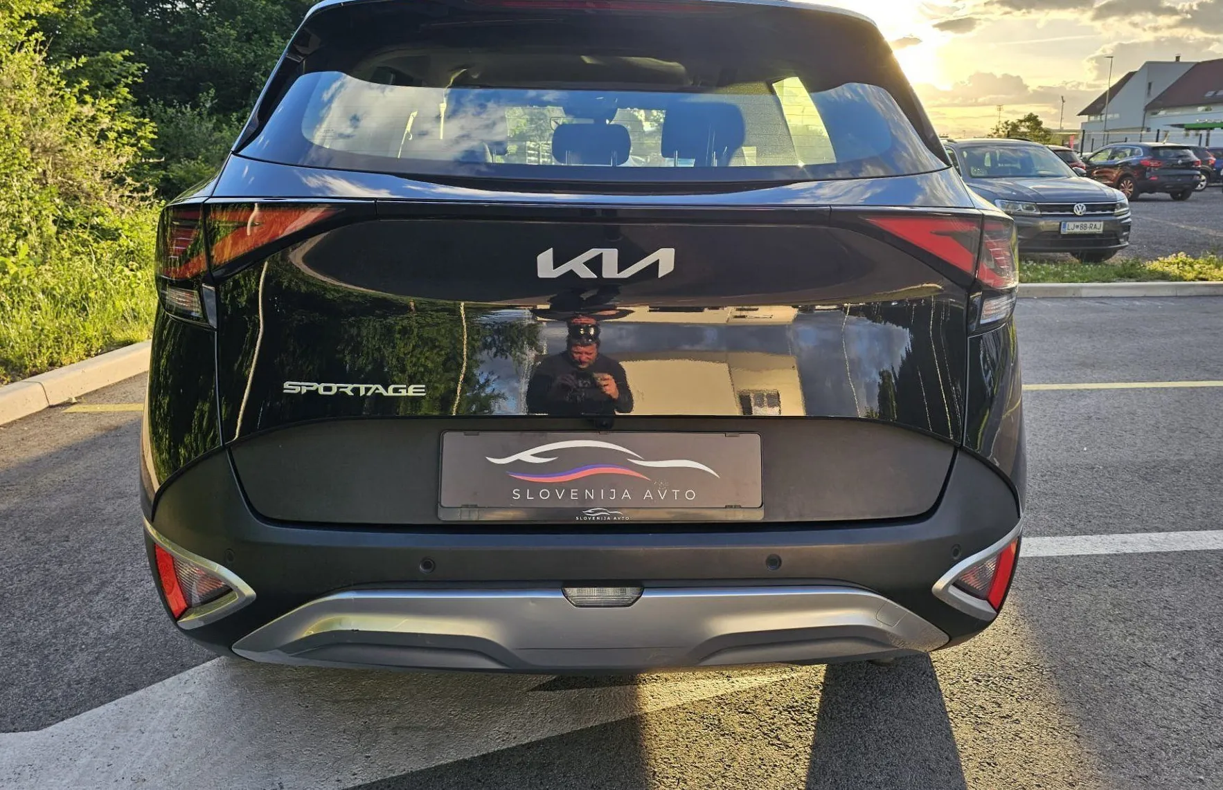 Zunanja slika - KIA Sportage - 1.6CRDi StyleDCT|fuLED|AC|kamera|NAVI|ASSIS|71tKM - 5