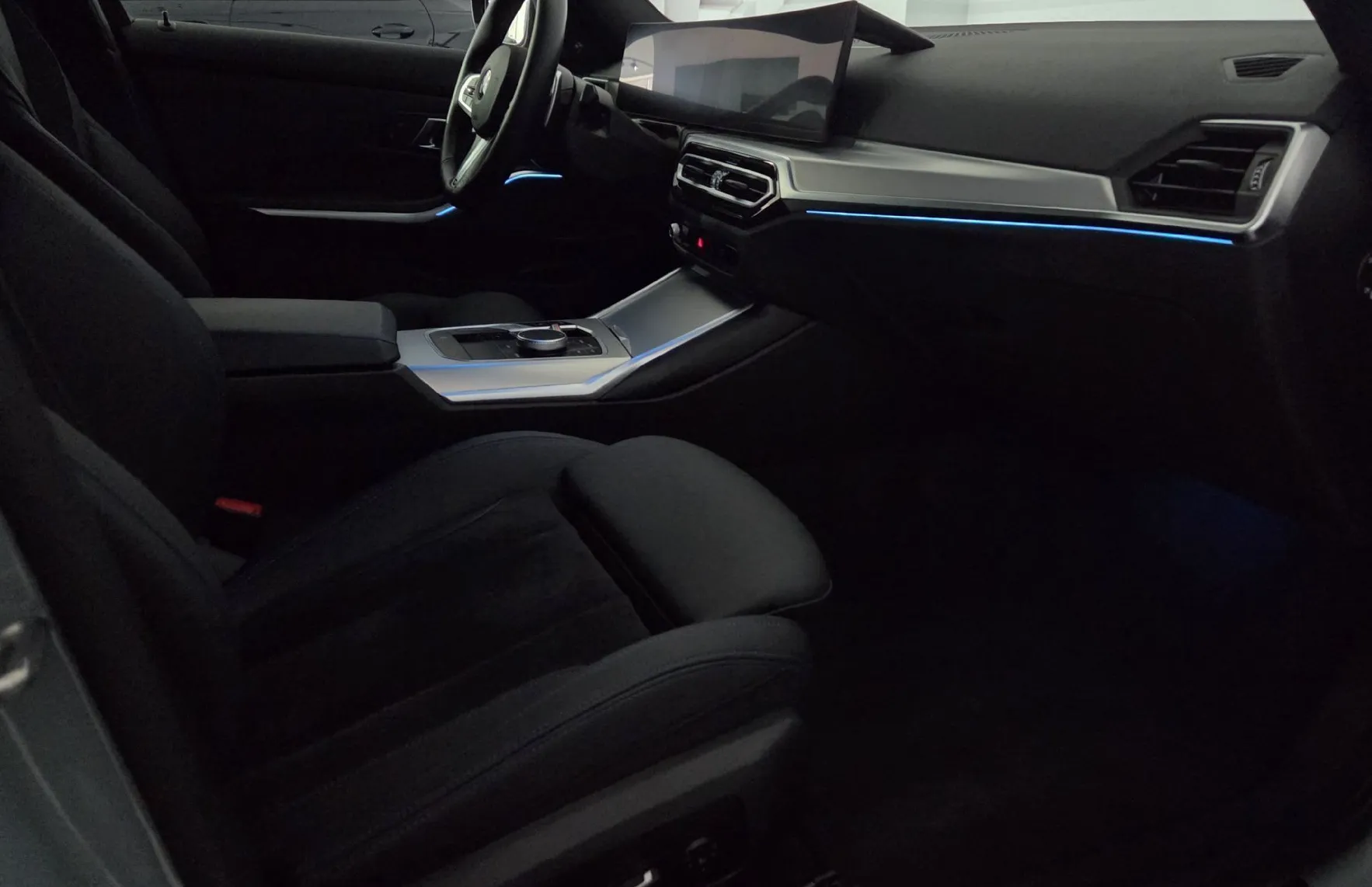 Zunanja slika - BMW Serija 3 - Touring: 330d xDrive -M.SPORT PRO-RADAR-H K-KEYLESS-KAME - 12