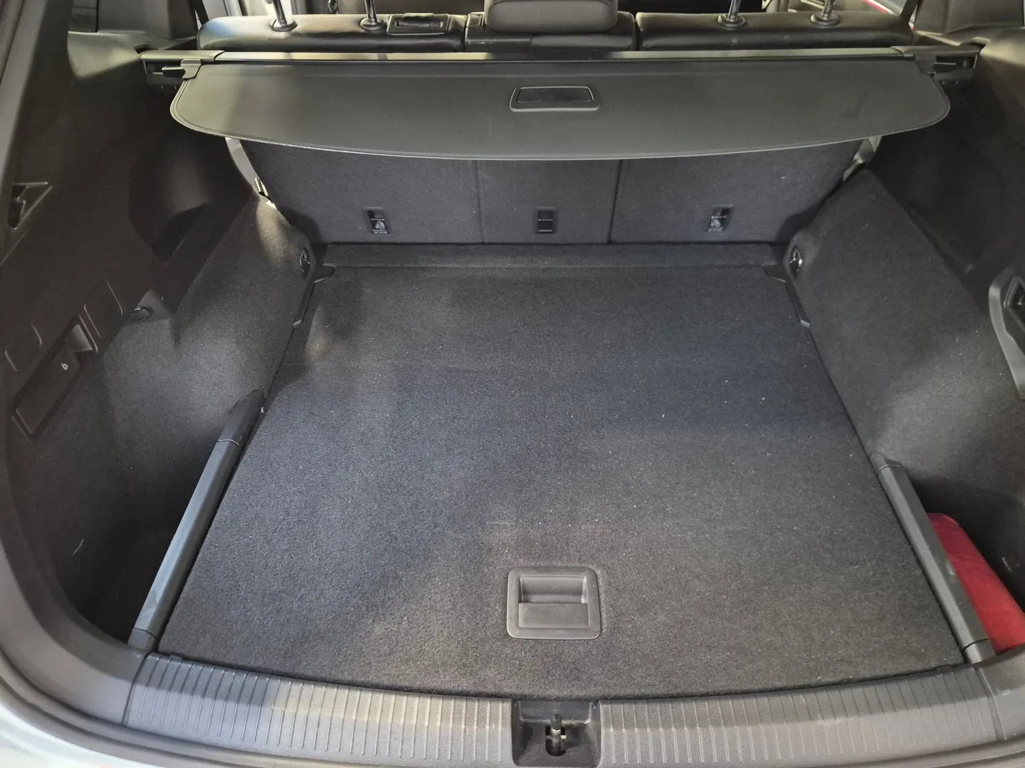 Zunanja slika - Volkswagen Tiguan - Allspace R-Line 2.0 TDI 4M DSG - 9