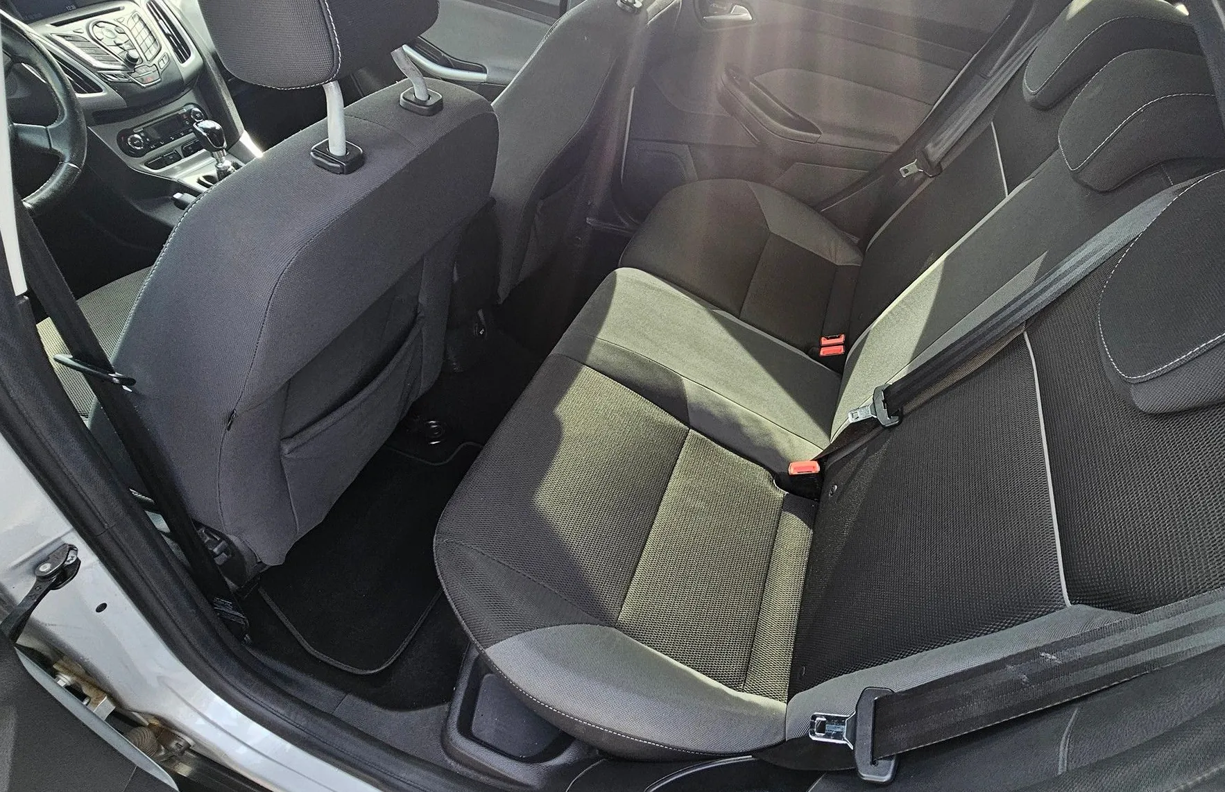 Zunanja slika - Ford Focus - 1.6 TDCi.Trend ECOnetic-VINJETA-ZIM.GUME DARILO - 3