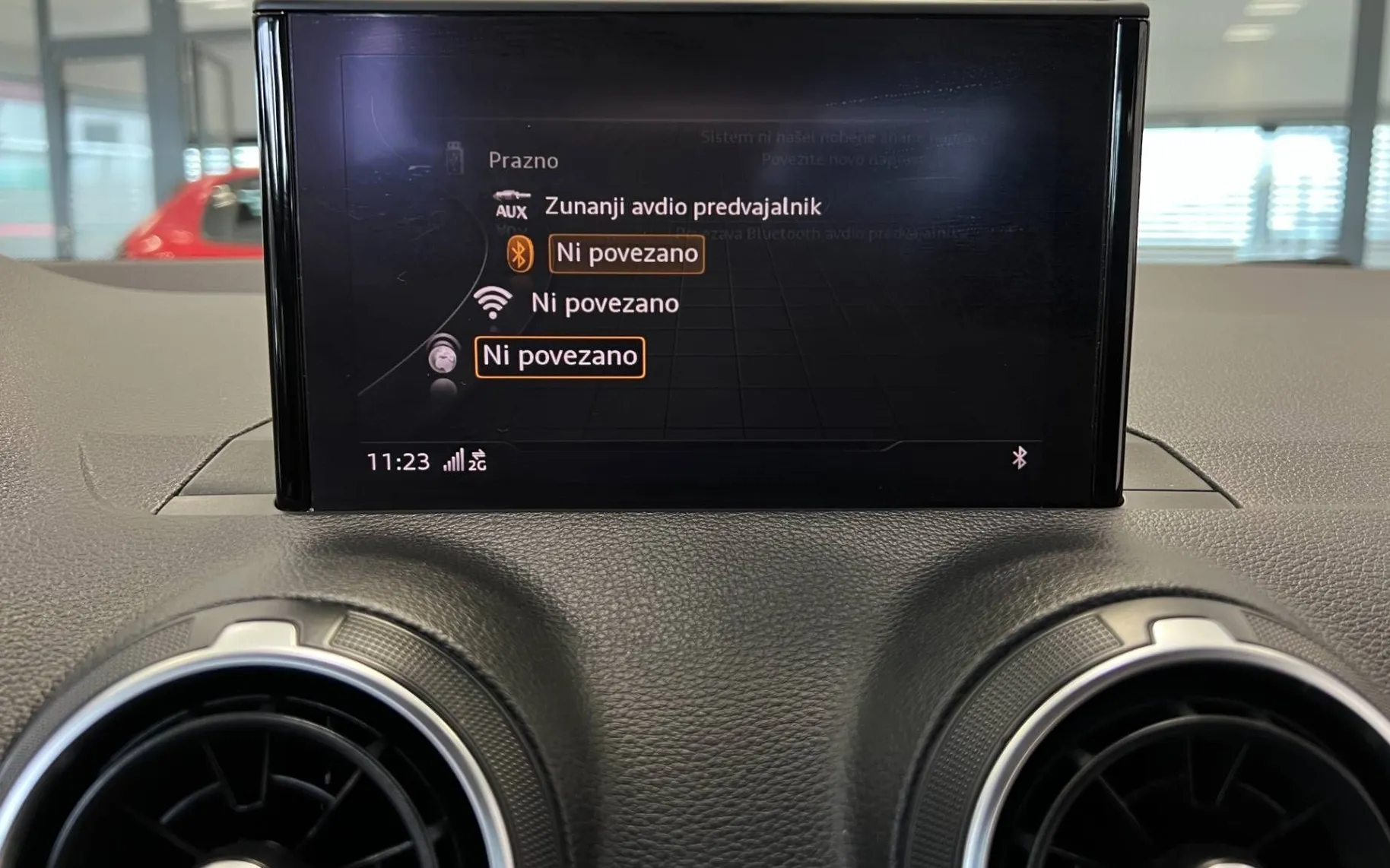 Zunanja slika - Audi Q2 - 30TDI-S-TRONIC-S-LINE-FULL-LED-KAM-MRTVI-KOTI-PDC - 15