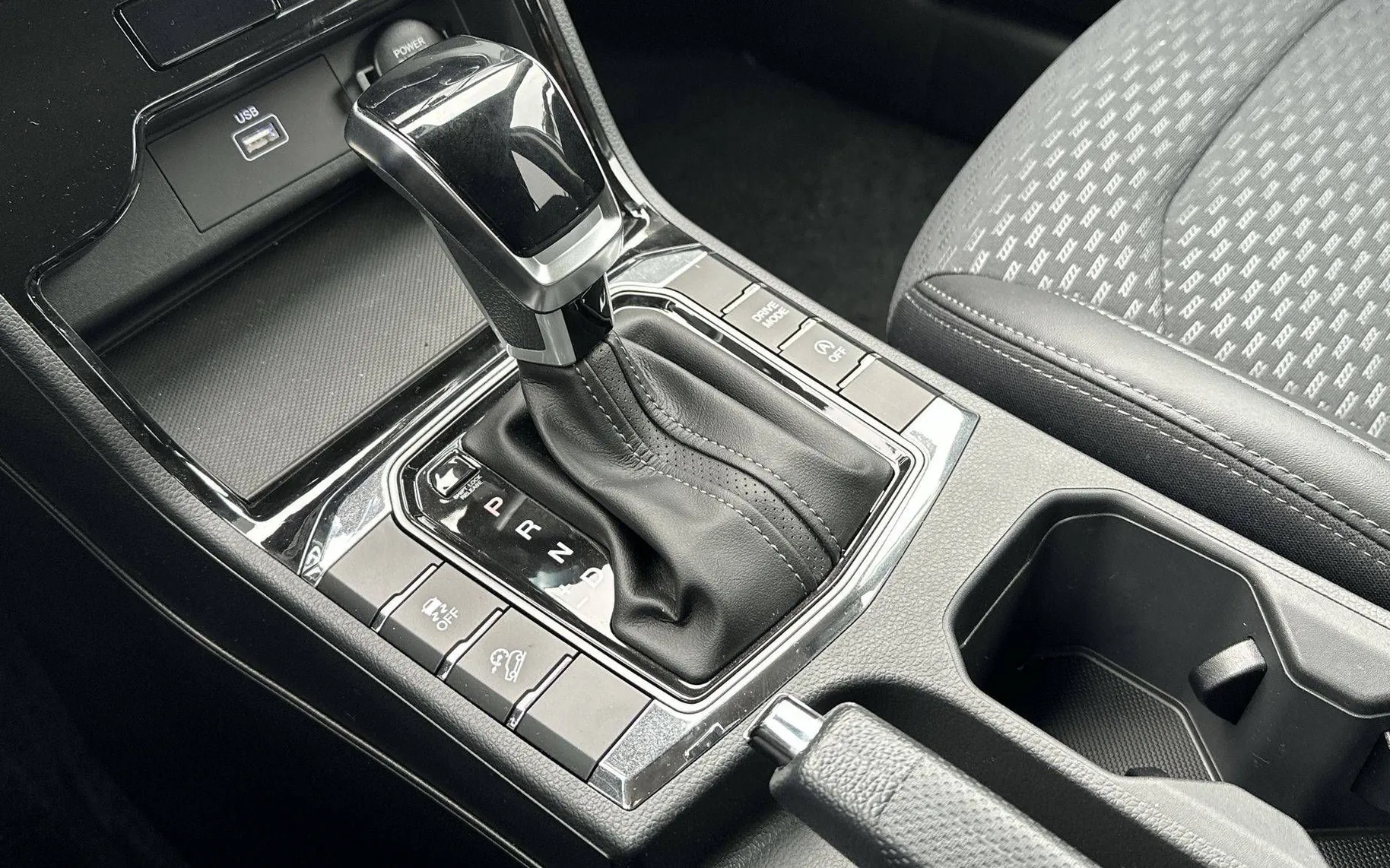 Zunanja slika - KG Mobility Korando - 1.5 T-GDI Style A T - 18