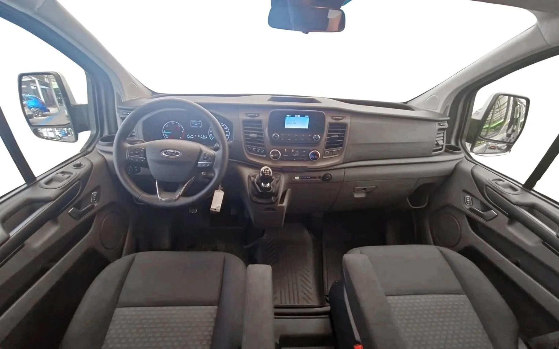 Zunanja slika - Ford Transit Custom - Tourneo Custom 320 2.0TDCi L2H1 Trend-SLO-2XKLIMA - 4
