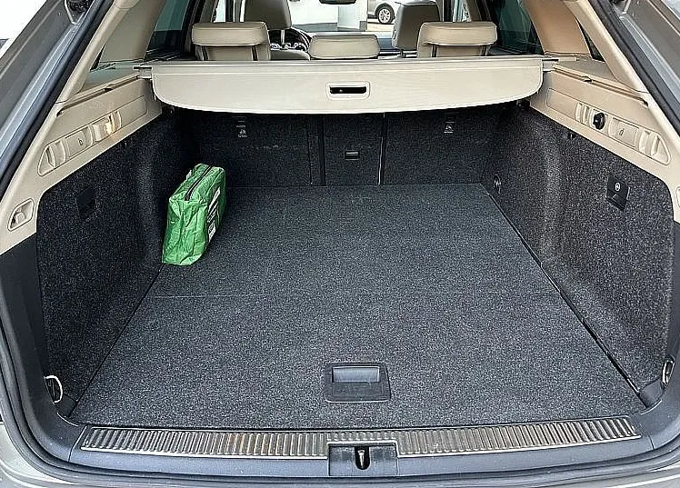 Zunanja slika - Škoda Superb - Combi 2.0 TSI L K DSG - 11