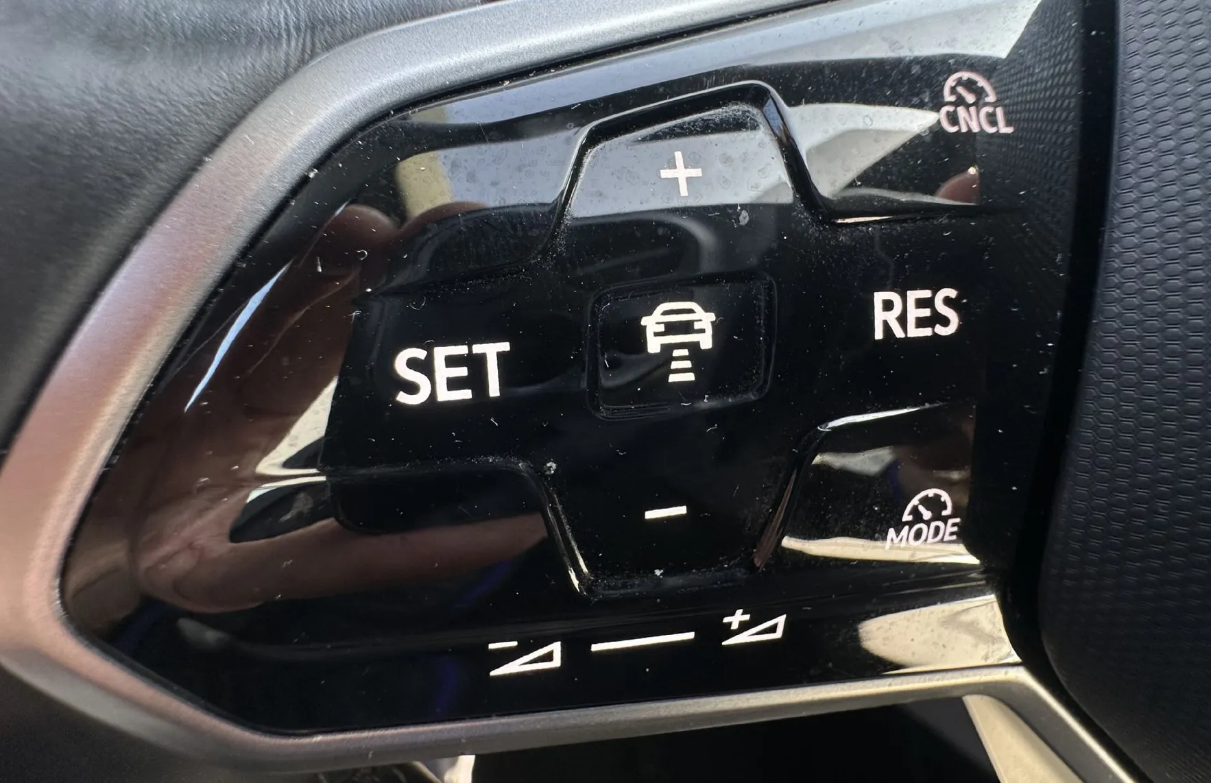 Zunanja slika - Volkswagen ID.7 - 210kW.NEMŠKI+4ALU.KAMERA.LED.NAVI.USNJE.ACC.PANORA - 9