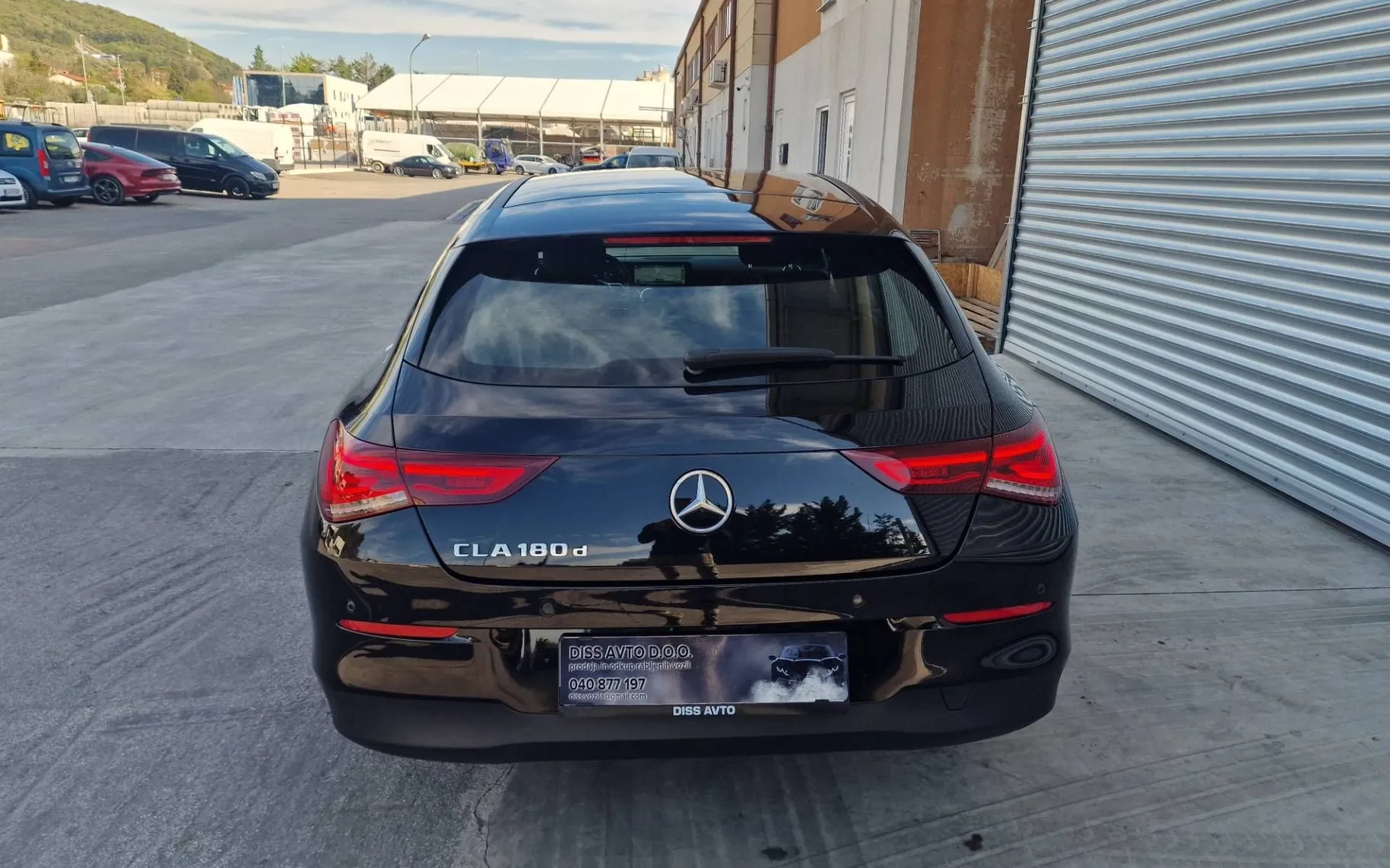 Zunanja slika - Mercedes-Benz CLA Shooting Brake - 180 d POLOG 1500 REDNO SERVISIRAN... - 4