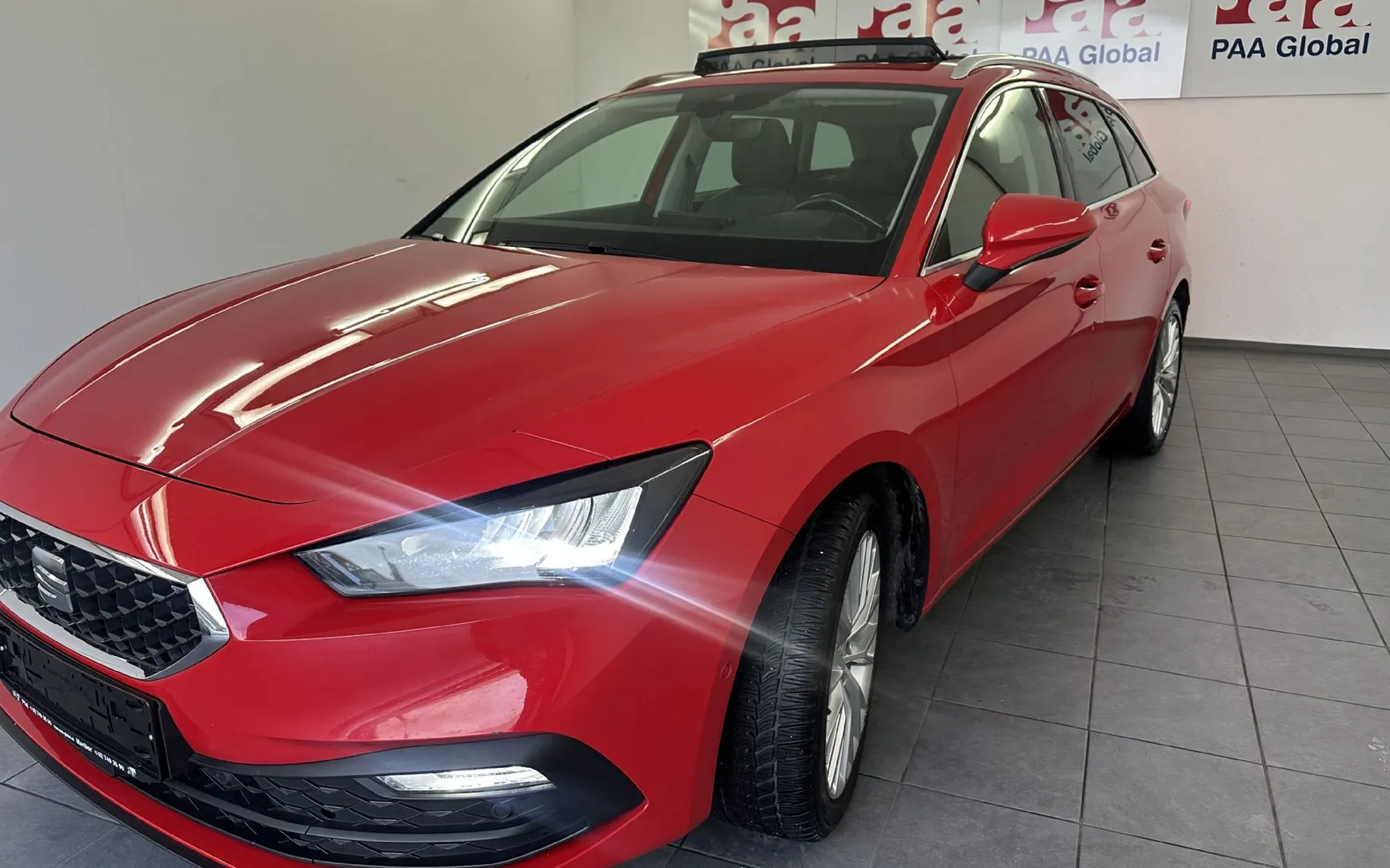 Zunanja slika - Seat Leon - 1.5 ETSI 110KW XCELLENCE.LED.KAMERA.PANORAMA - 2