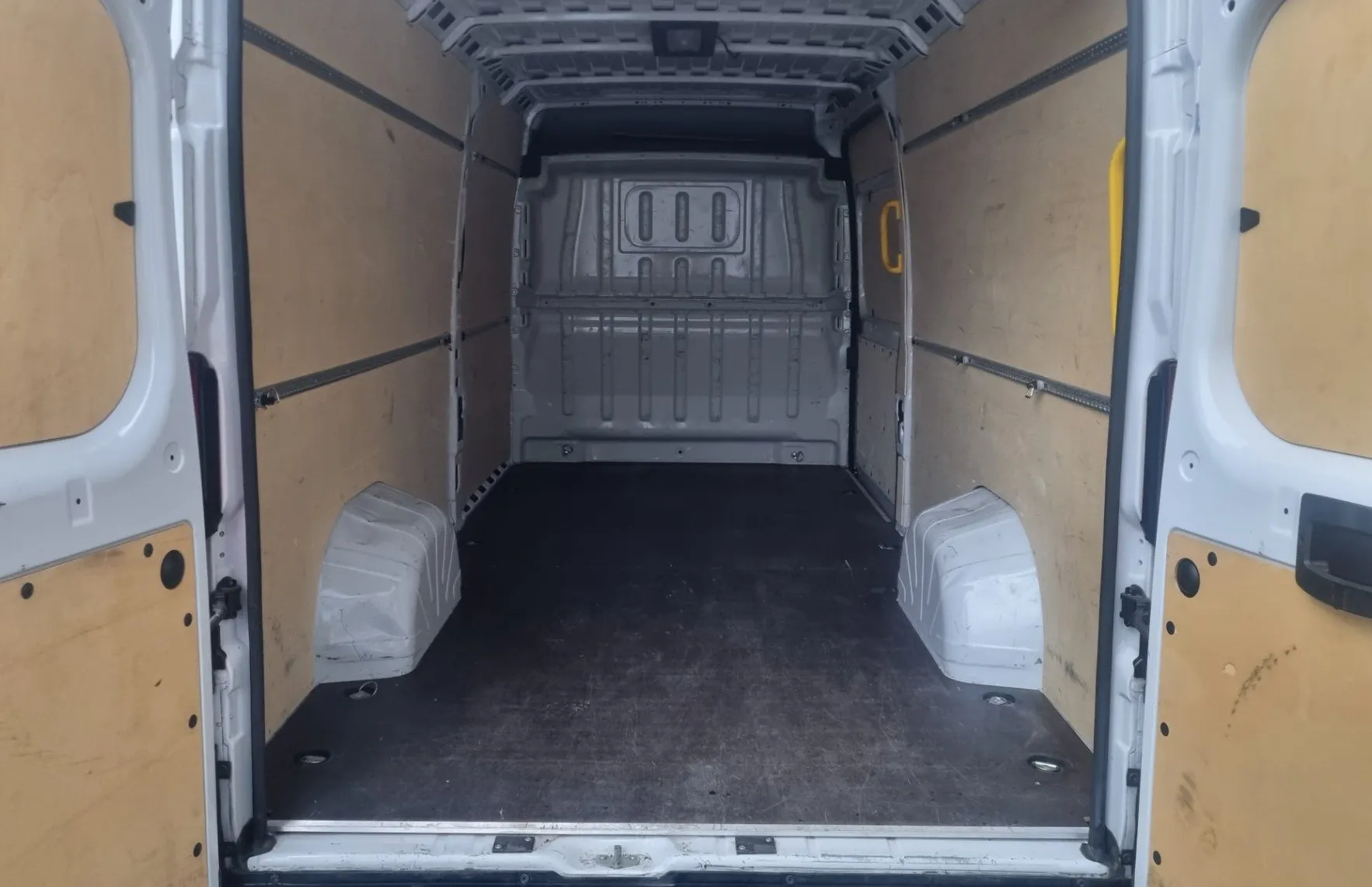 Zunanja slika - Opel Movano - 2.2 BHDI - 11