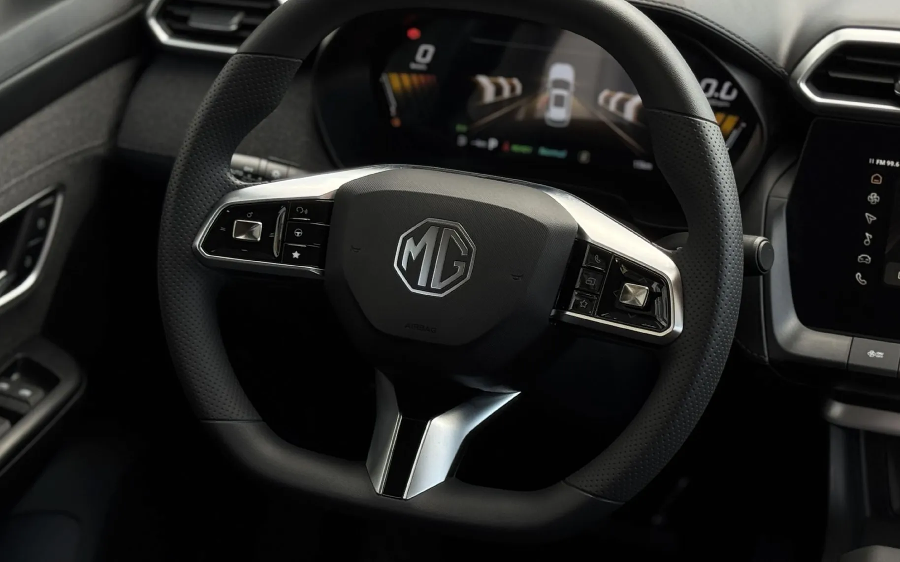 Zunanja slika - MG MG ZS - ZS 1.5L Standard - 4