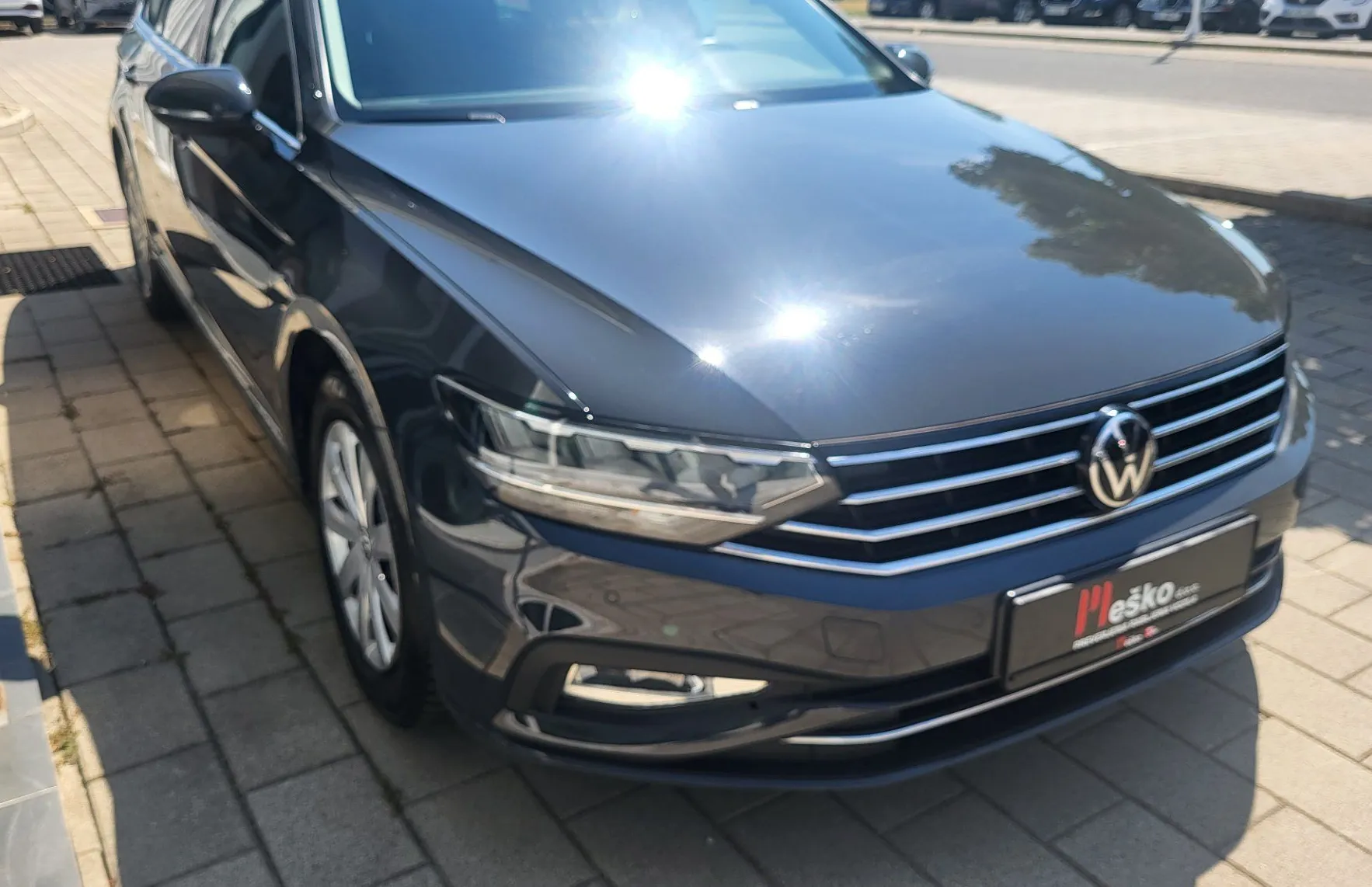 Zunanja slika - Volkswagen Passat - Variant 2.0 TDI DSG-ale-pdc-acc-radar-navi-led-kamera - 2