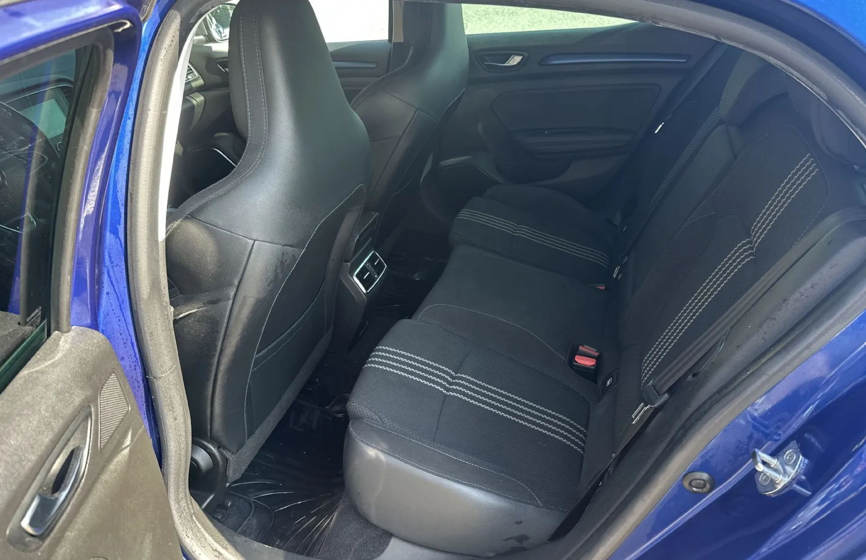 Zunanja slika - Renault Mégane - Megane TCe 130  GT-LINE 1. Lastnik - 11