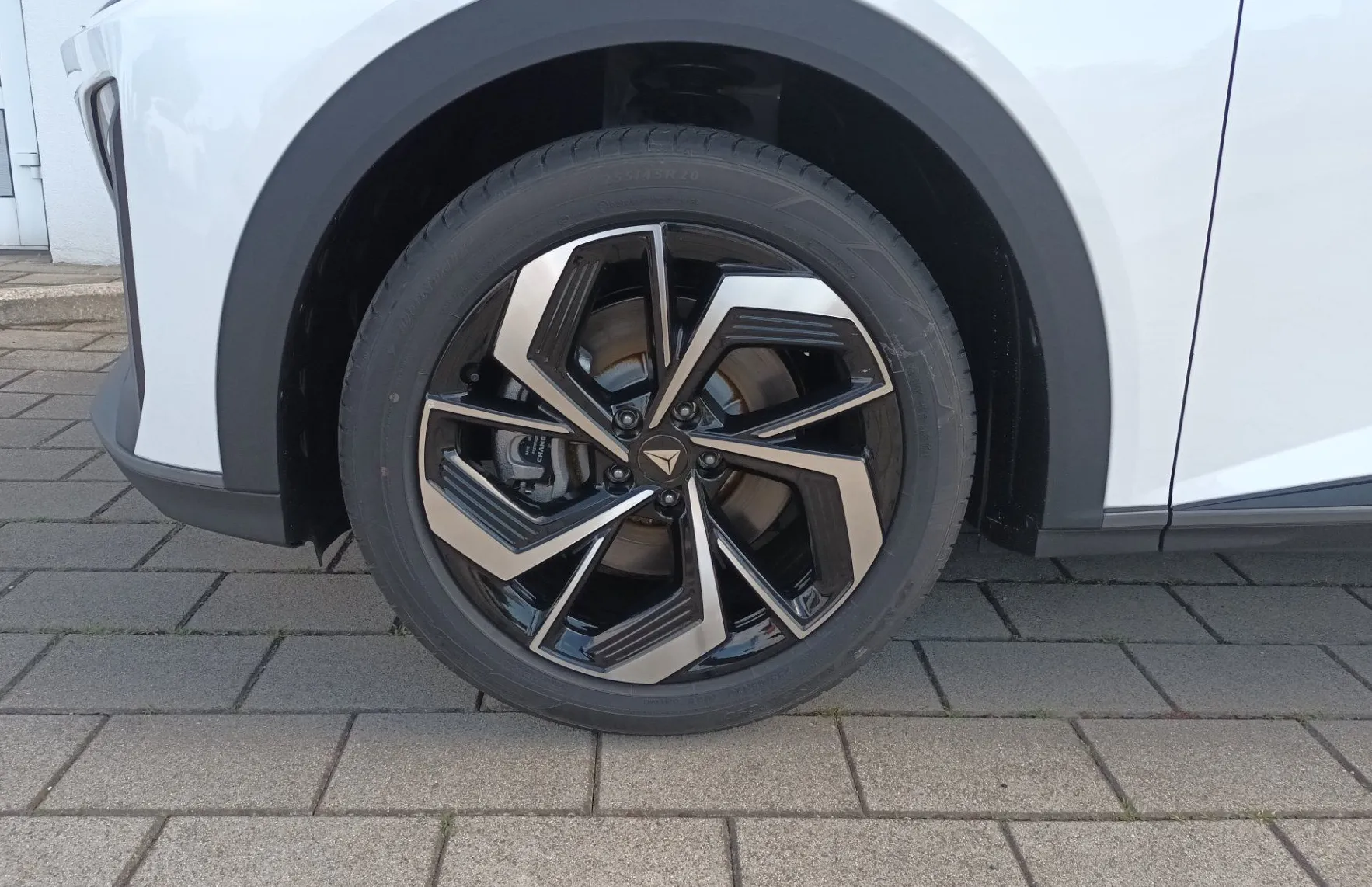 Zunanja slika - Changan Deepal S07 - RWD MAX+EL.VLEČNA KLJUKA+20COL ALU - 3