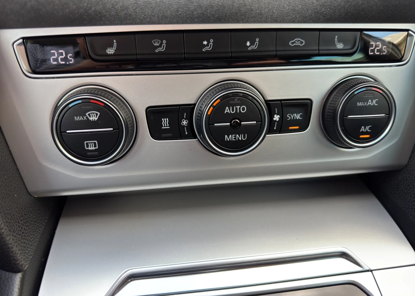 Zunanja slika - Volkswagen Passat - 2,0 TDI BMT Comfortline DSG - 12