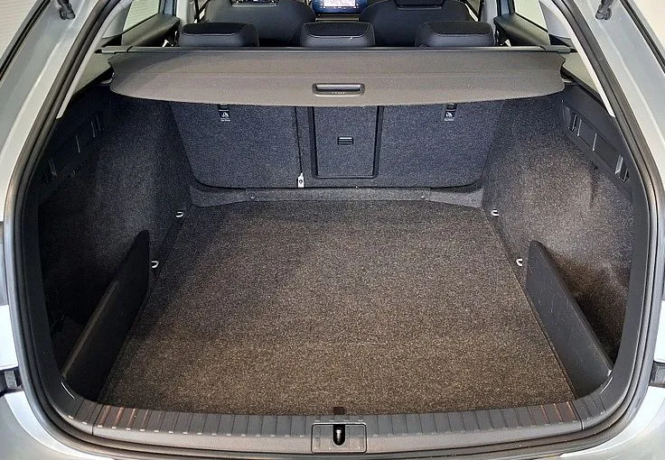 Zunanja slika - Škoda Octavia - Combi 2.0 TDI Business DSG - 11