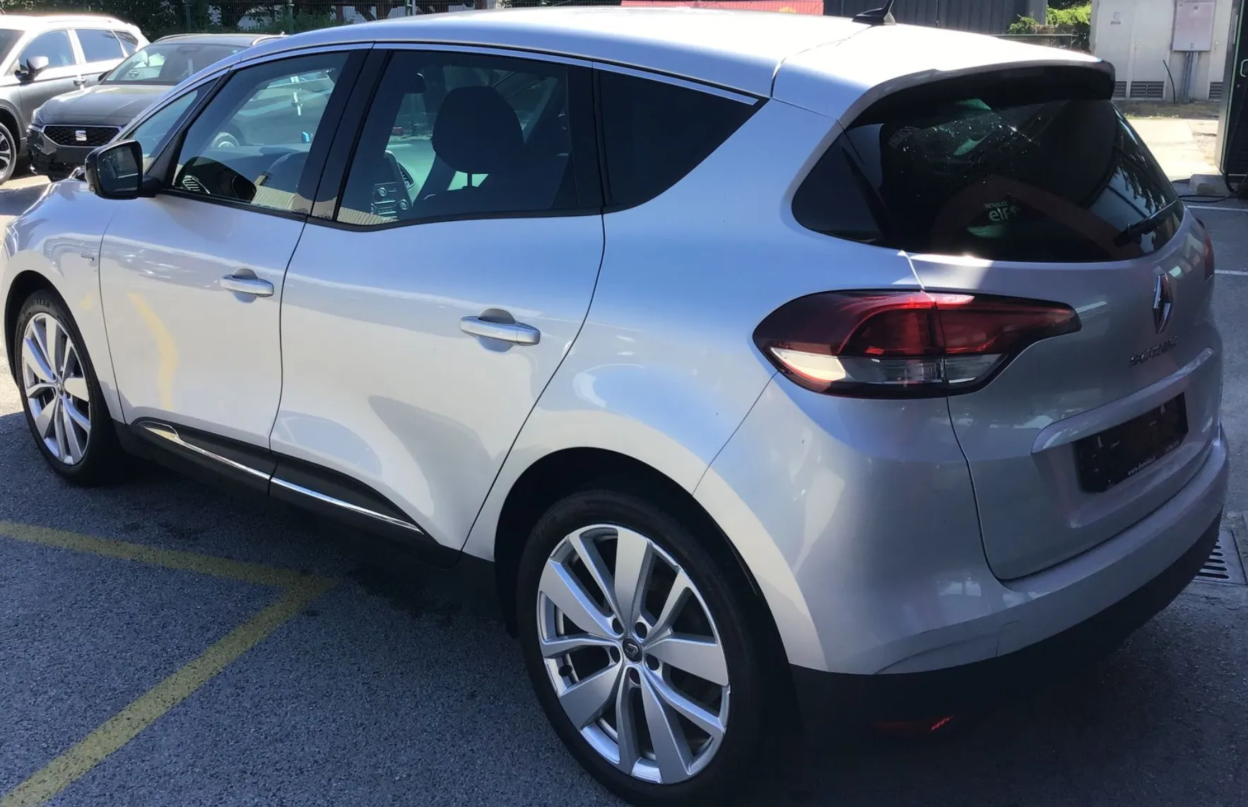 Zunanja slika - Renault Scénic - Scenic 1.3 - 7