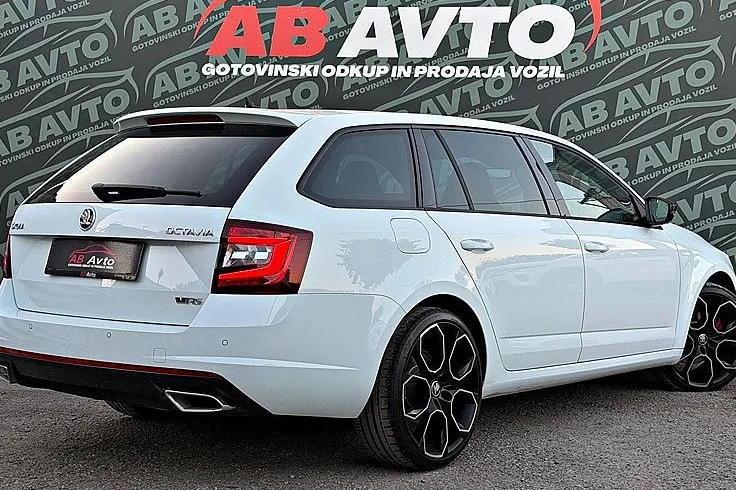 Zunanja slika - Škoda Octavia - Combi 2.0 TDI RS DSG CHALLENGE+ALU19+FACELIFT+TOP - 5